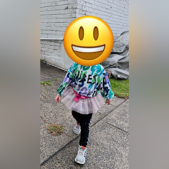 H&M Kids Sweater Size 3-4 - Picture 3 of 3